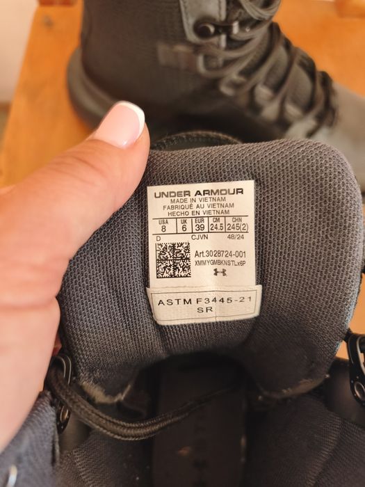 Дамски кубинки Under Armour UA W Micro G Stellar-BLK