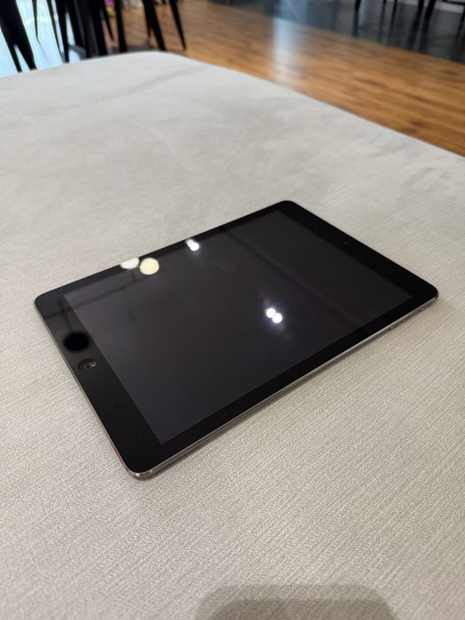 Apple IPad Air 1 поколения, M1474