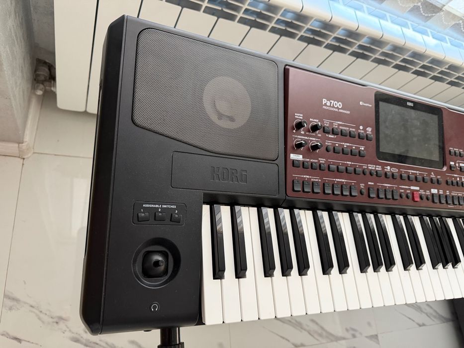 Korg pa700 klavir