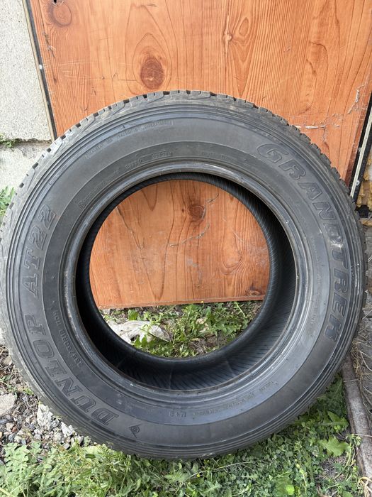 Продам резину dunlop    grandtrek at22 в отдичном состоянии
