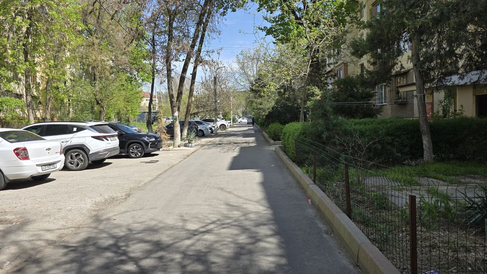 Продаётся 1-комнатная квартира Мирзо-Улугбекский район Феруза