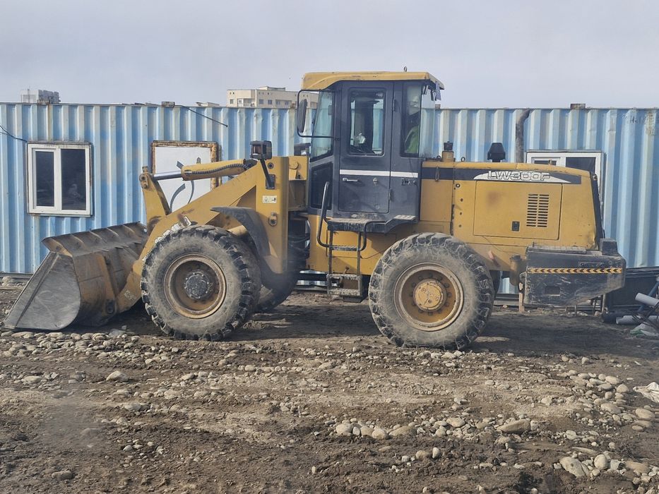 Продам погрузчик