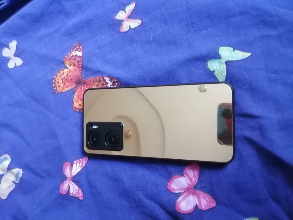 Продам телефон OPPO A77S