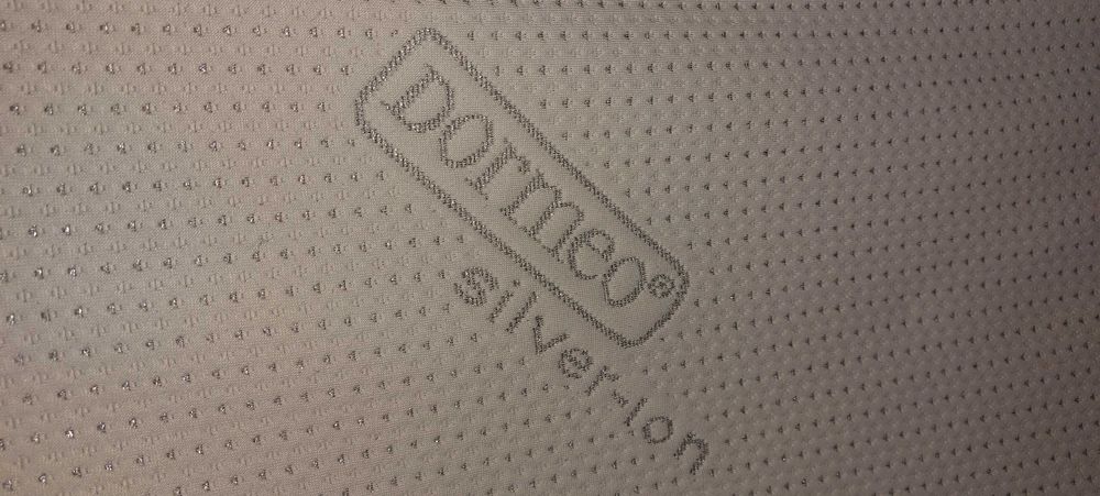 Продавам топ матрак 140/200