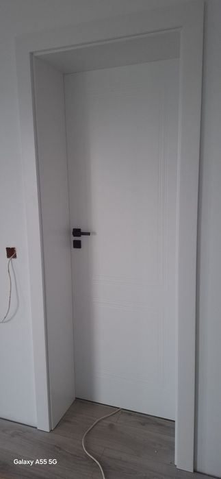 Montez usi de interior/metalice/termopan