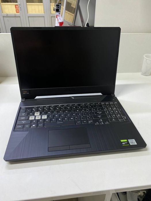 Ноутбук ASUS 16g