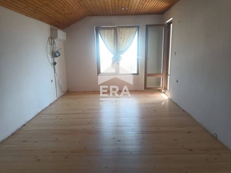 Ексклузивно от ЕРА Лайф! Двуетажна къща с морска панорама под наем, Ви