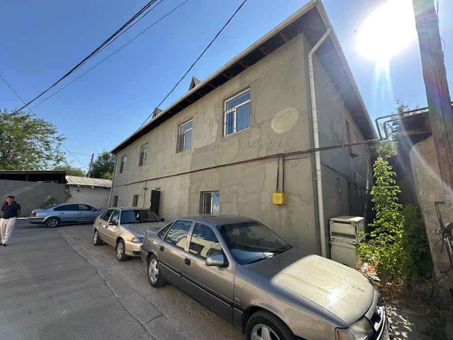 Благоустроенный 2-х этажный дом под Бизнес.