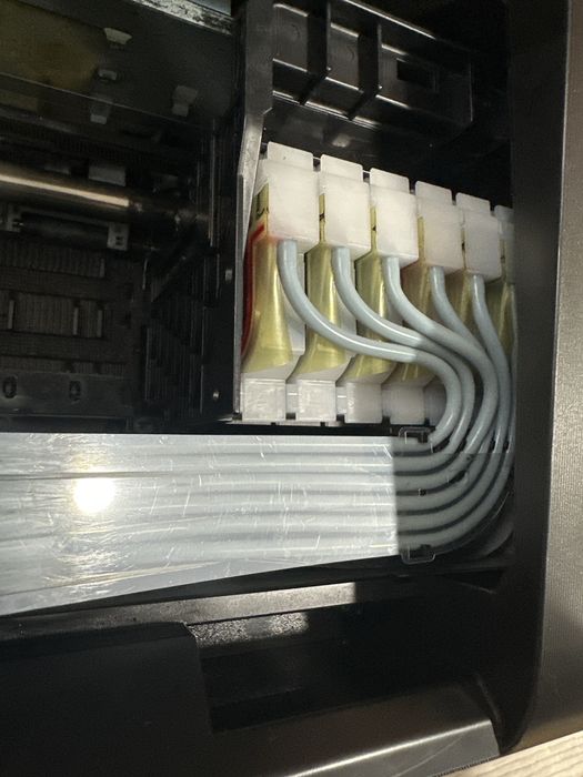 Printer Epson L805 1yil ishlatganman