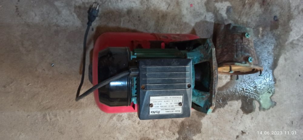 Продается водяной насос