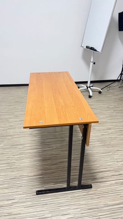 Школьные парты б/у 4 шт