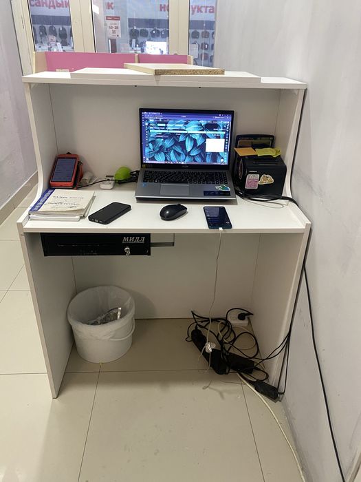 Стол касса для работы