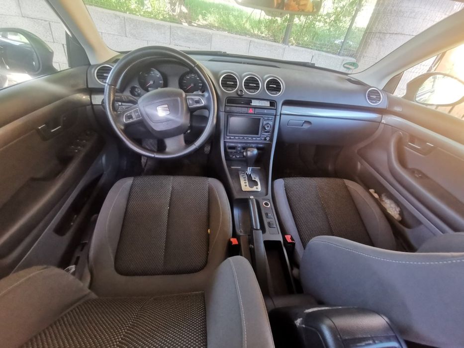 Seat exeo  = audi A4  2.0tdi  2013!!