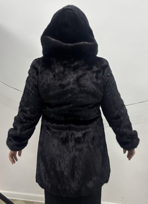 продам норковую шубу