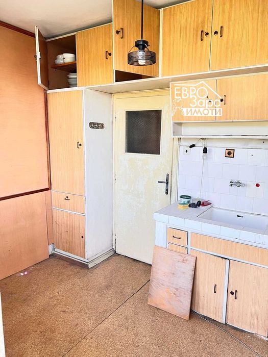 Продава се Тристаен апартамент в Стара Загора, Опълченски - 57 кв.м за 1308 €/кв.м - Снимка #2