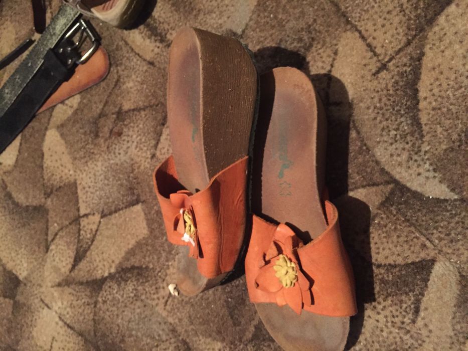 Летние шлёпанцы кожаные