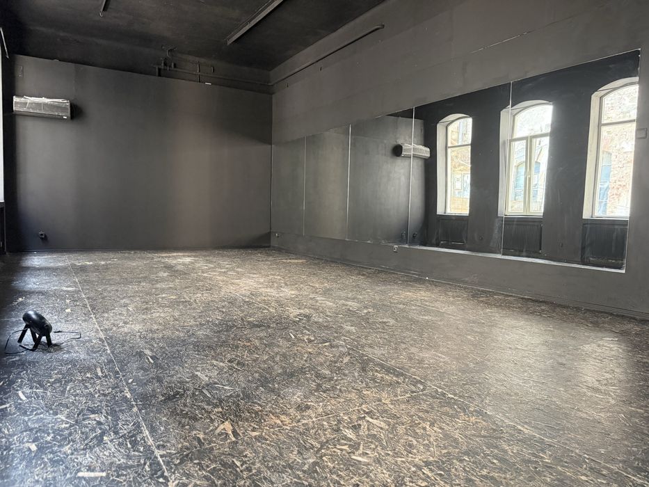 Sala de repetitii / dans / teatru / muzica / aerial