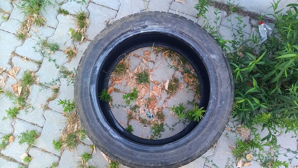 2+1 бр. зимни гуми Nankang Snow SV-2 245/45 R18 96H - гуми за "ПИЛЕНЕ"