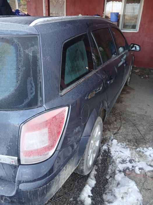 Masina opel astra