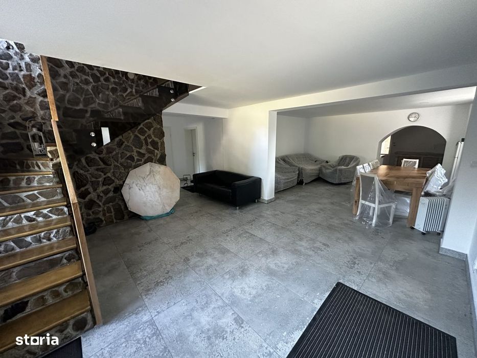 Casa si gradina generoasă aproape de Colibița (potențial Airbnb)