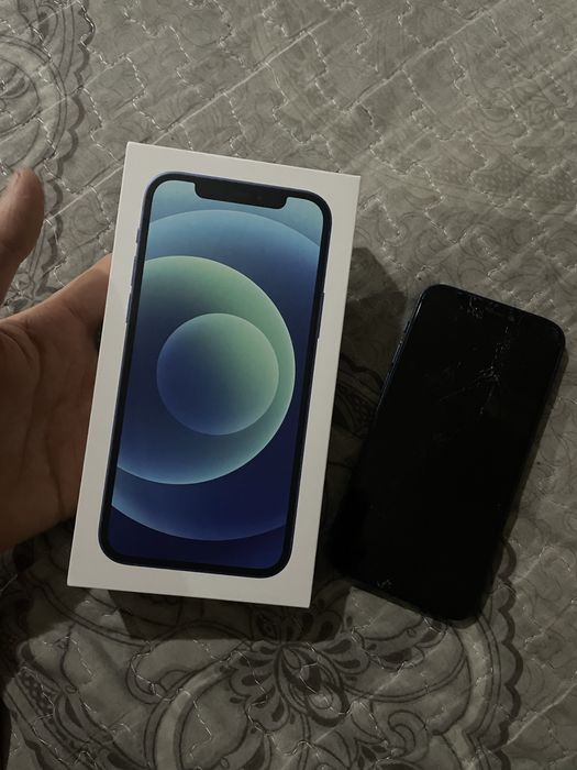 Айфон12.                             ..