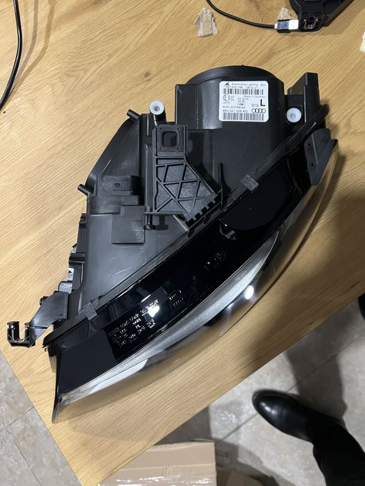 Far Dreapta Original nou Audi A4 B8, ptet 2000 lei