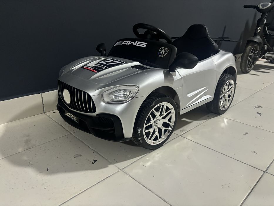 Детская машинка.