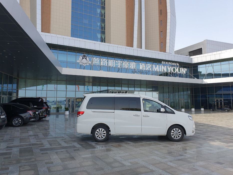 Автобус Туризим Ўзбекистон бўйлаб саёхат хизматлари