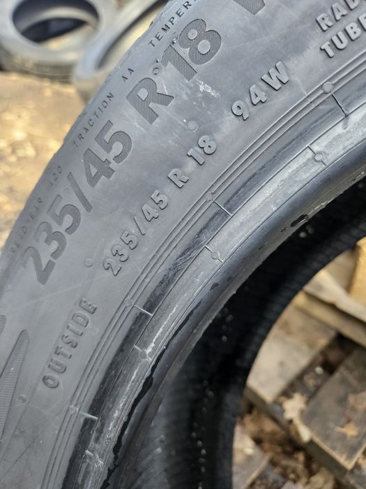 Летни гуми Континентал 235/45/18