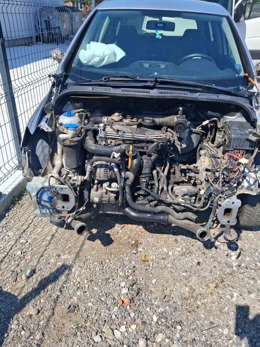 Volkswagen Golf 5 plus 1.9tdi 105hp НА ЧАСТИ