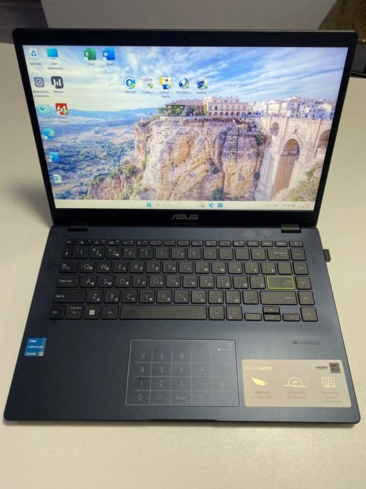 Продам ноутбук Asus Vivobook E410KA
