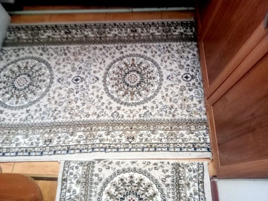 4 ковра в отличном состоянии