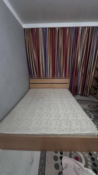 Двухспальный кровать