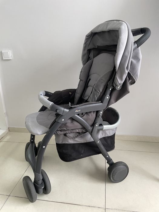 Коляска детская chico серая