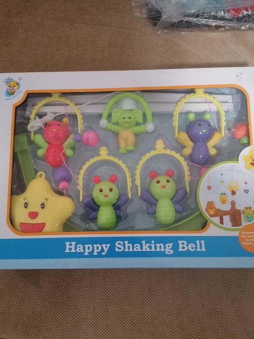 Музикална въртележка за легло