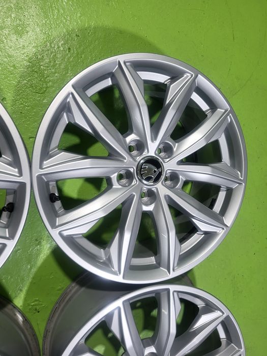 17 5x112 Skoda лети джанти 5х112 шкода