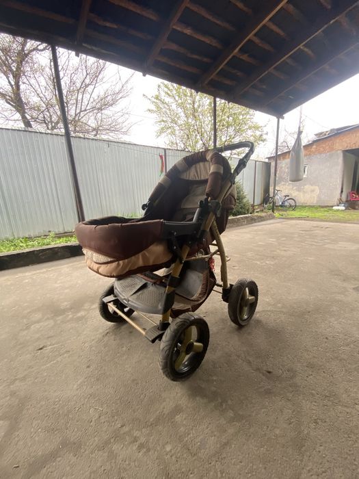 Продам коляску полный комплект