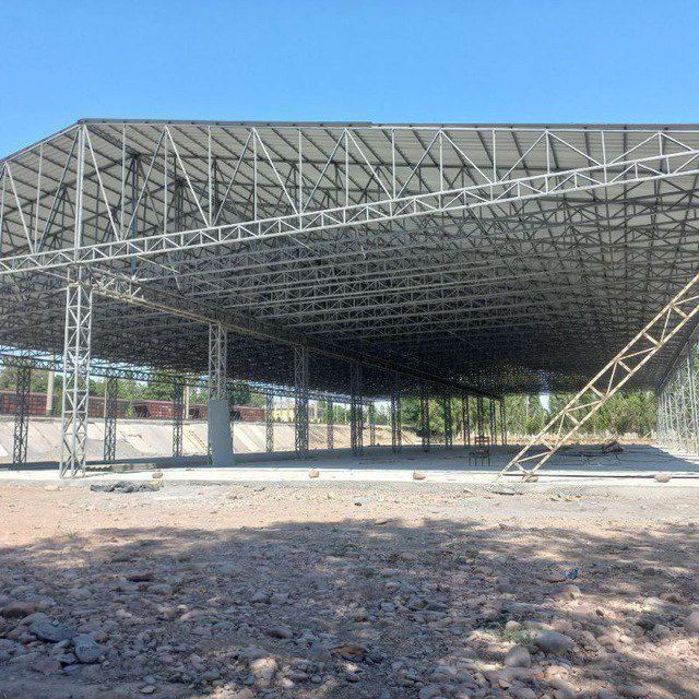 Tom navest molhona hizmat