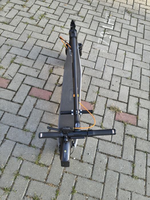 Trotinetă Electrică Ninebot Segway Seria E2 + Ghidon Suplimentar Copii + Încărcător
