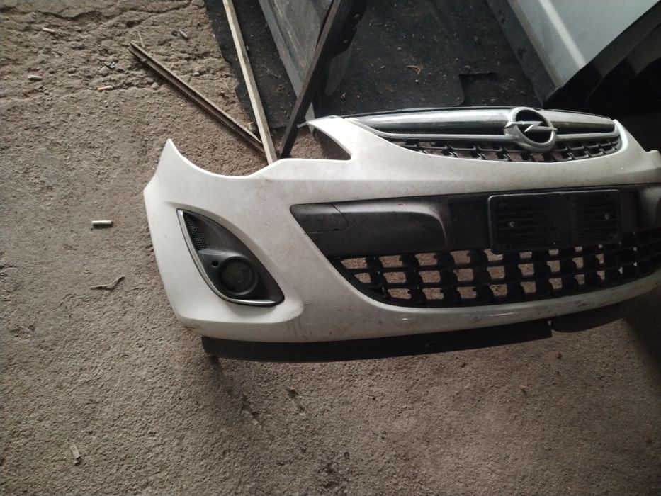 Предна броня за Опел Корса Д фейслифт 2012 г.