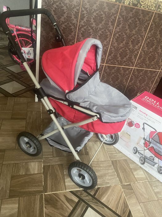 Продам кукольную коляску в отличном состоянии