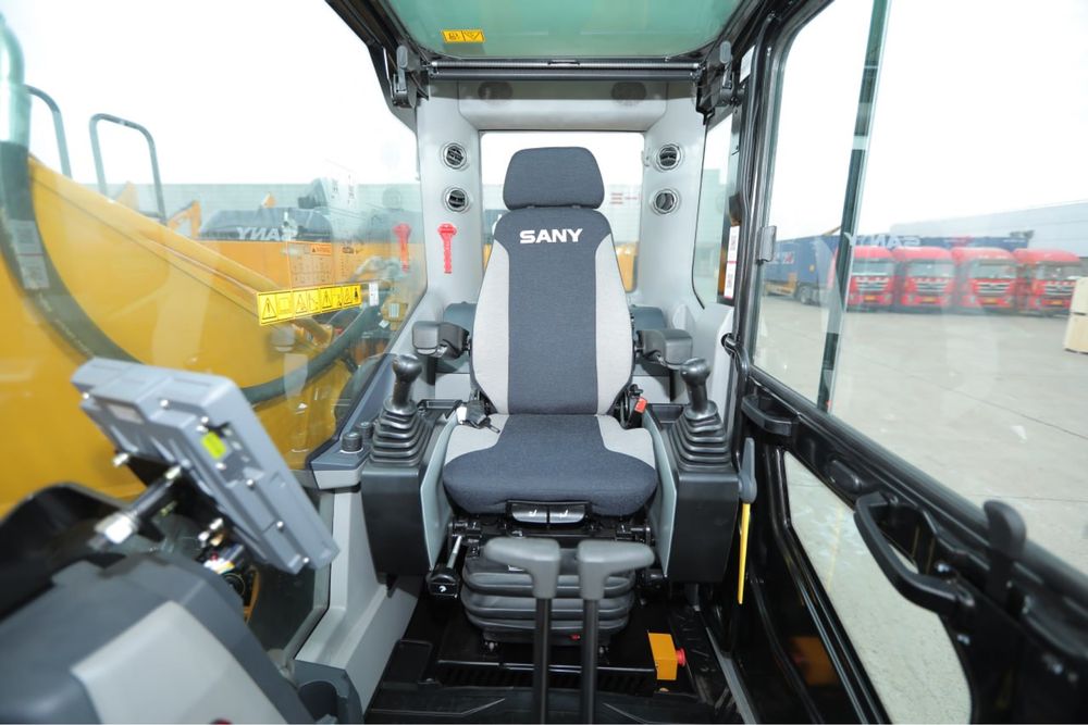 Экскаватор SANY SY335C 1,8 куб