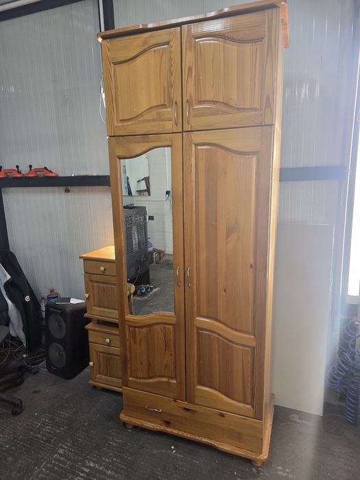 Гардероб + 2бр нощни шкафчета