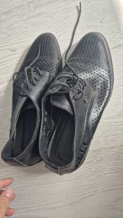 Ерлердің аяқкимі сатылады