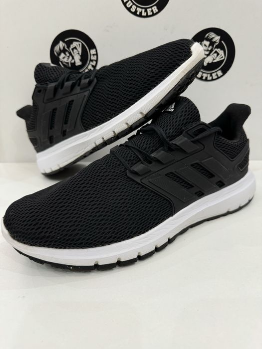 Маратонки ADIDAS.Номер 45.5