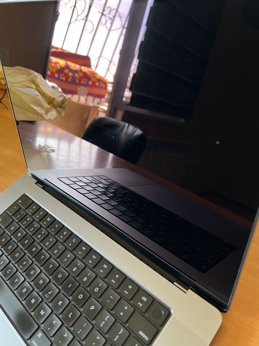 MacBook Pro M1 Pro 16 inch