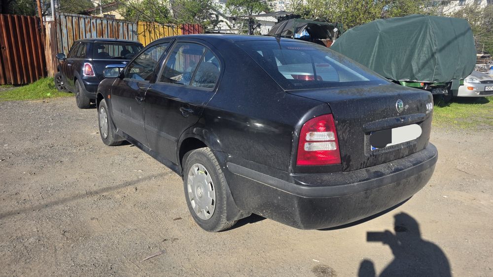 Vand   skoda octavia 1.4 benzina an 2006