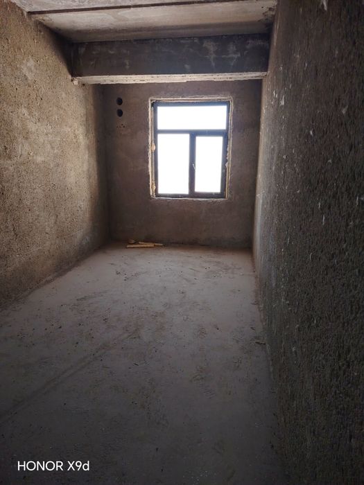 Зудлик бн уй сотилади