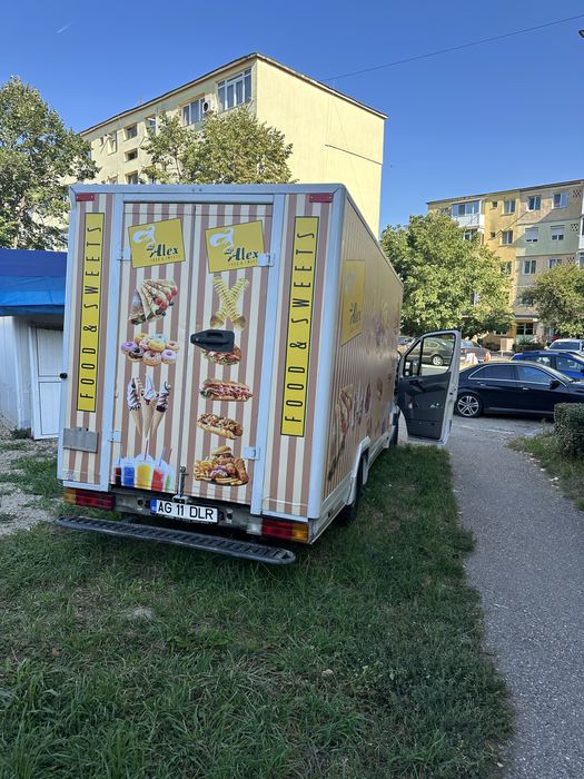 Vand Auto fast food complet echipat