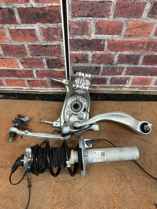 Fuzeta stanga fata Bmw M3 M4 G80 G82 AWD Xdrive